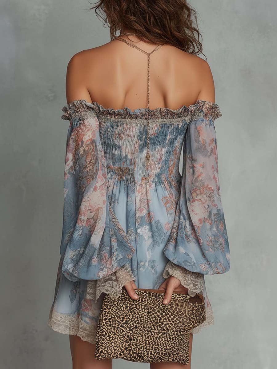 Elsie | Gathered Raso Spalle Scoperte Mini Abito with Romantic Florals