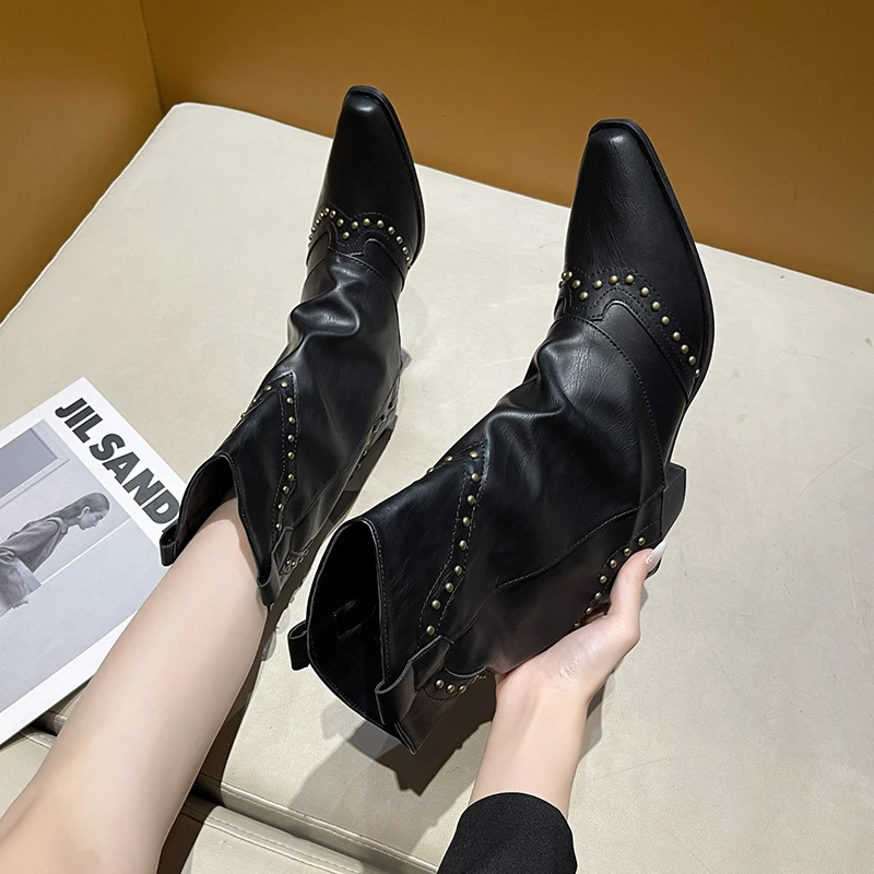Sierra | Studded Western Stivali
