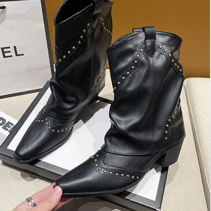 Sierra | Studded Western Stivali