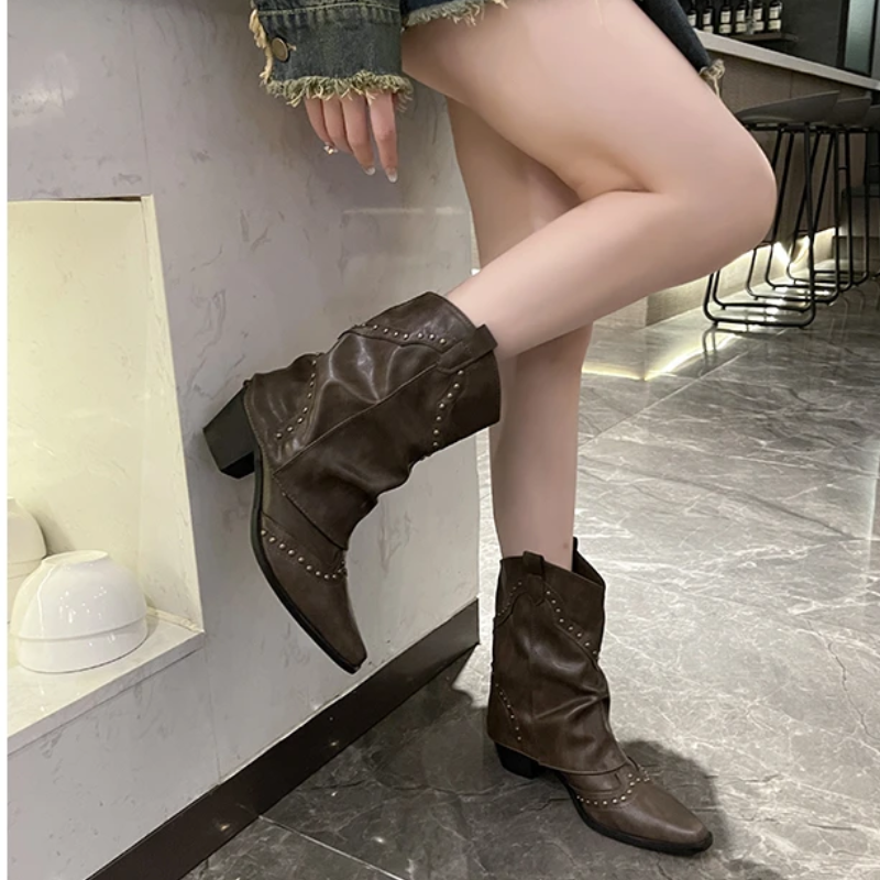 Sierra | Studded Western Stivali