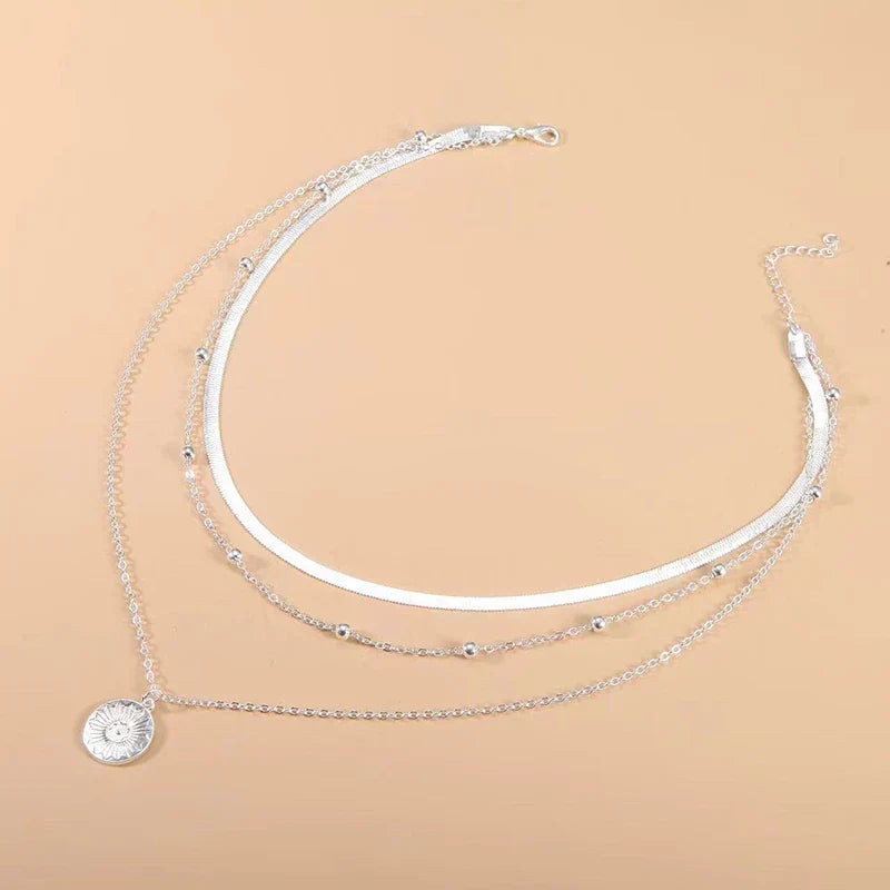 Triple Collana