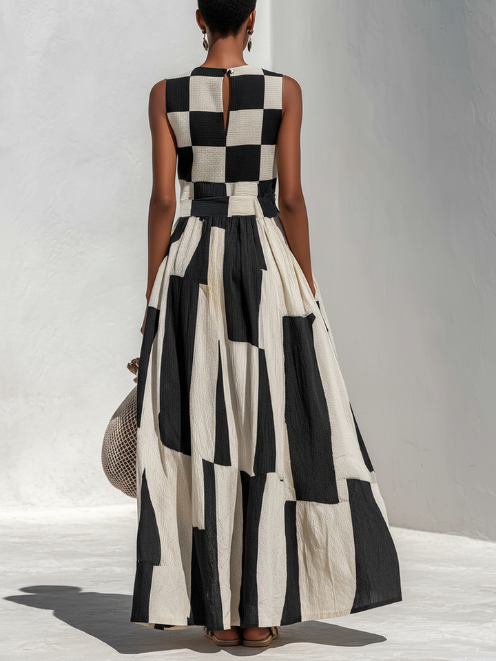 Greta | Nero and Bianco Checked Senza Maniche Maxi Abito