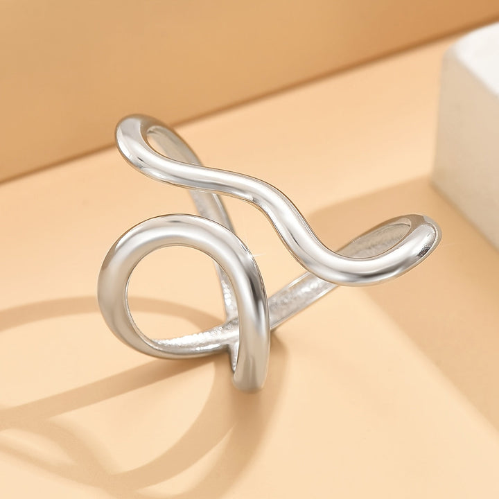 Chic Anello with Asymmetric Wave