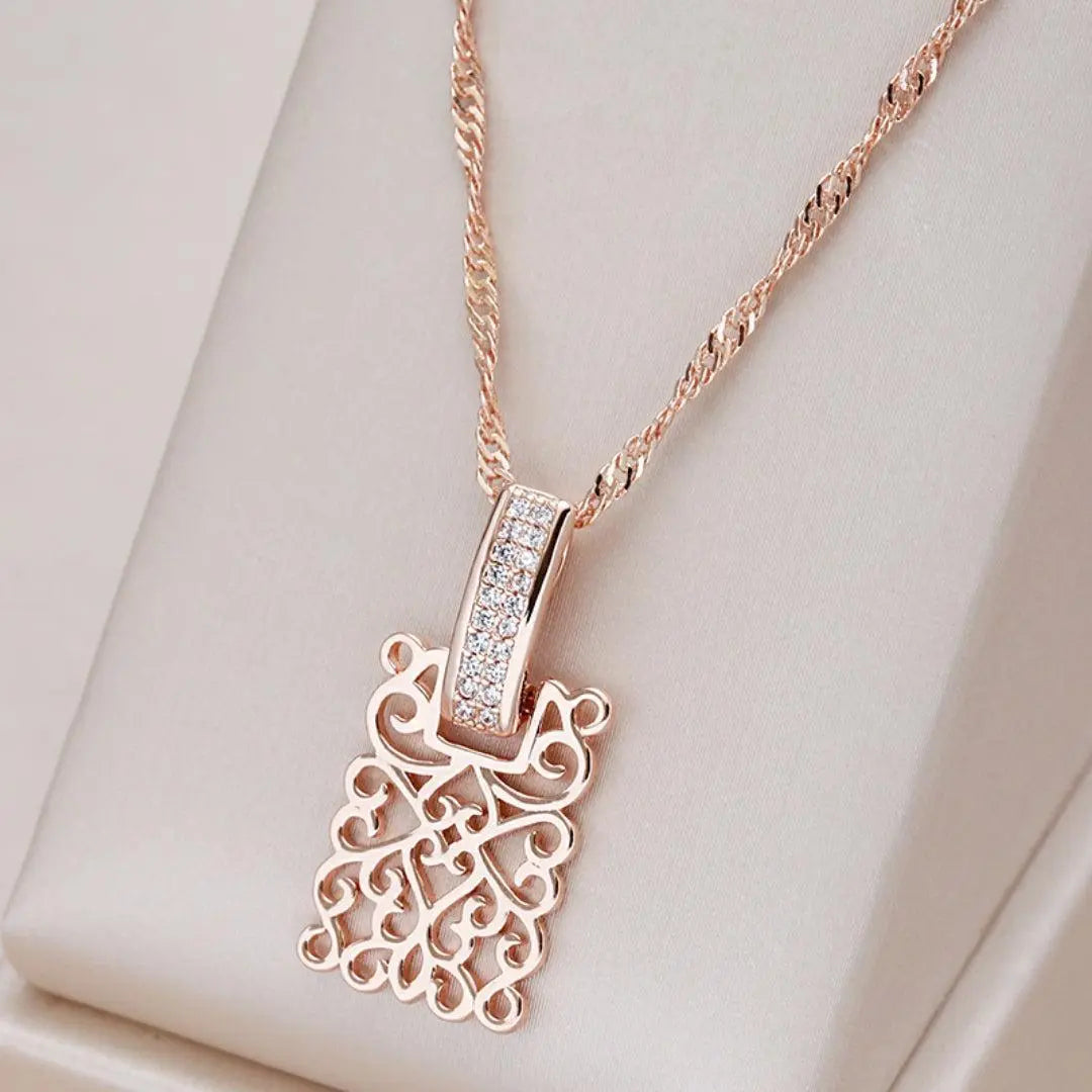 Collana elegante in or con mandala