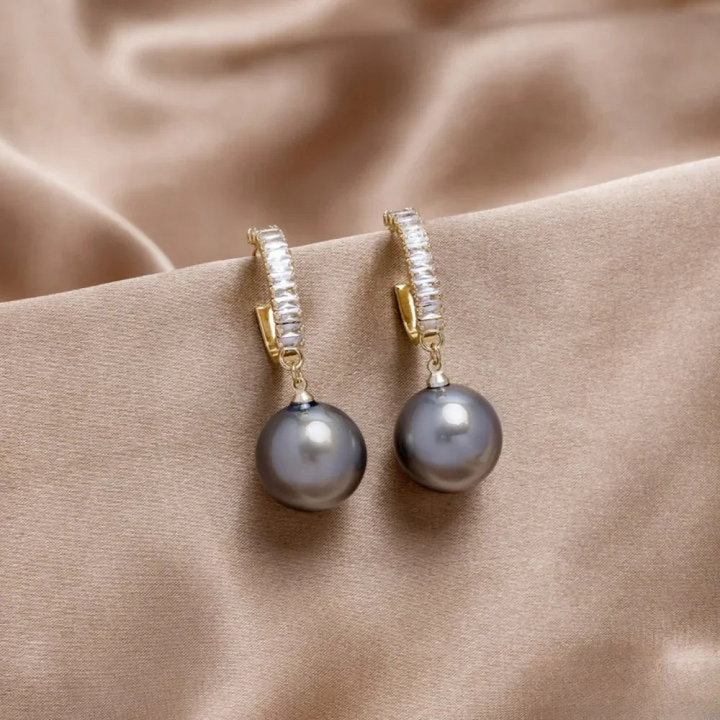 Elegante Orecchini with Pearls and Zirconia