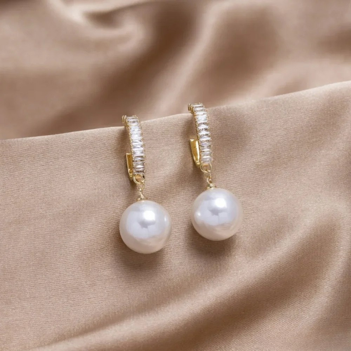 Elegante Orecchini with Pearls and Zirconia
