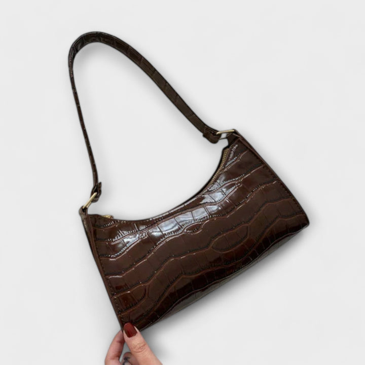 Elandria | Glossy Shoulder Borsa