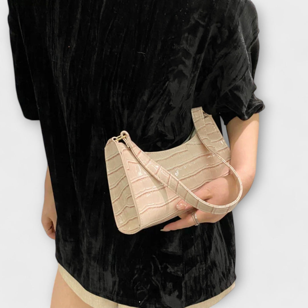 Elandria | Glossy Shoulder Borsa