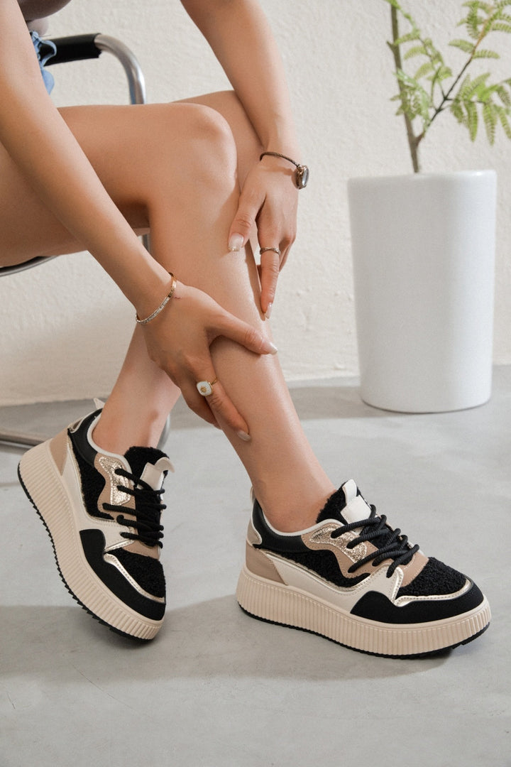 Undine | Sneaker con Zeppa Nera