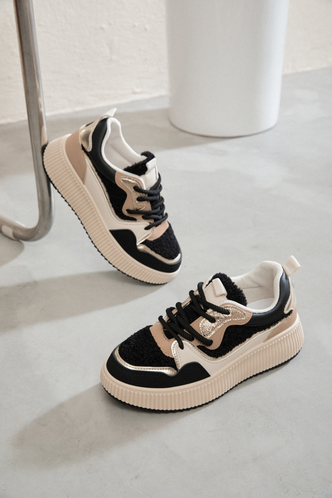 Undine | Sneaker con Zeppa Nera