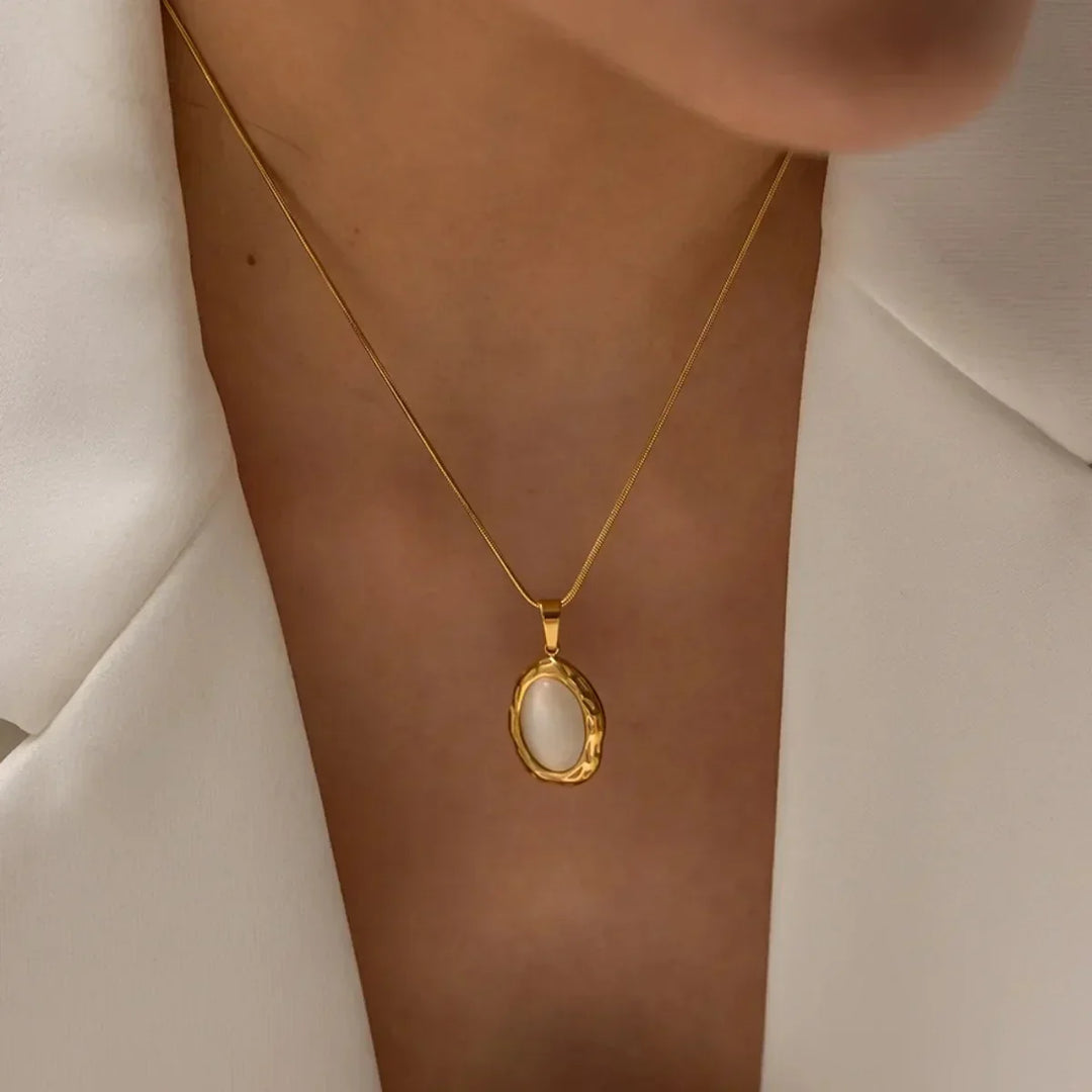 Collana Placcato Oro con Opale Œil di Chat Ovale
