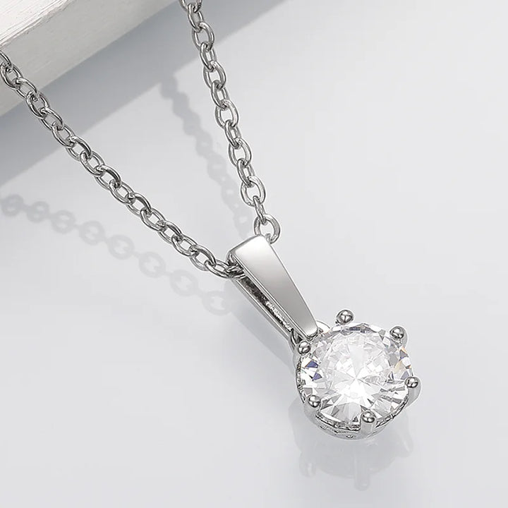 Collana Classico con Ciondolo in Zirconia