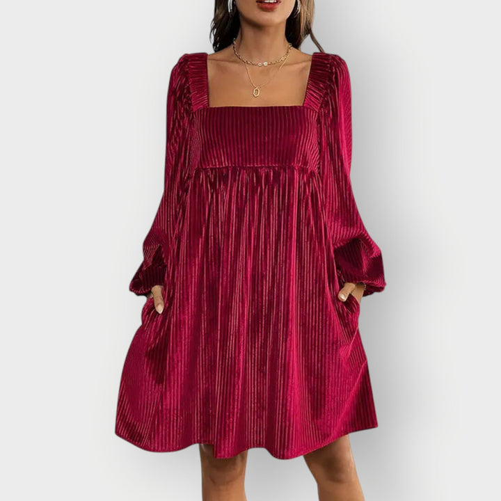 Morlyn | Abito in Velluto Chic con Schiena Scoperta e Scollo Quadrato