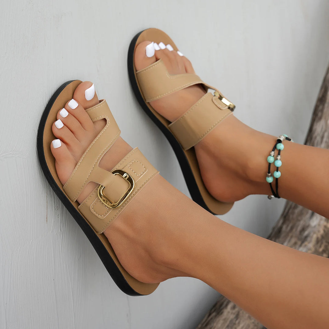 Berwyn | Semplice Buckle Oro Estate Sandali