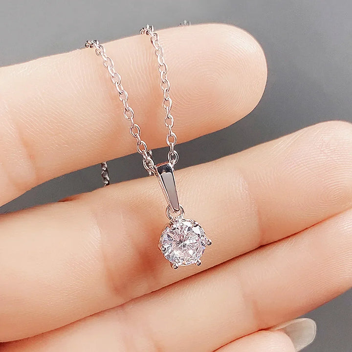 Collana Classico con Ciondolo in Zirconia