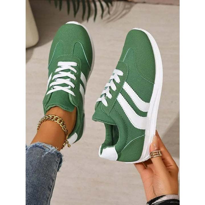 Blythe | Leggero Walking Sneaker