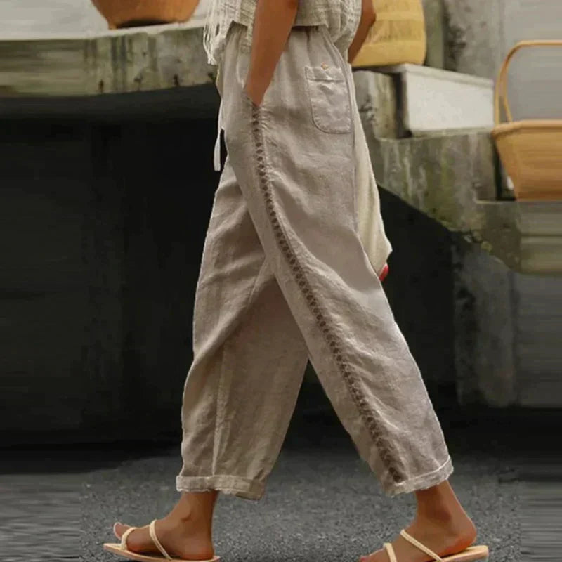 Kath | Refined High Waist Tapered Pantaloni with Side Stripe