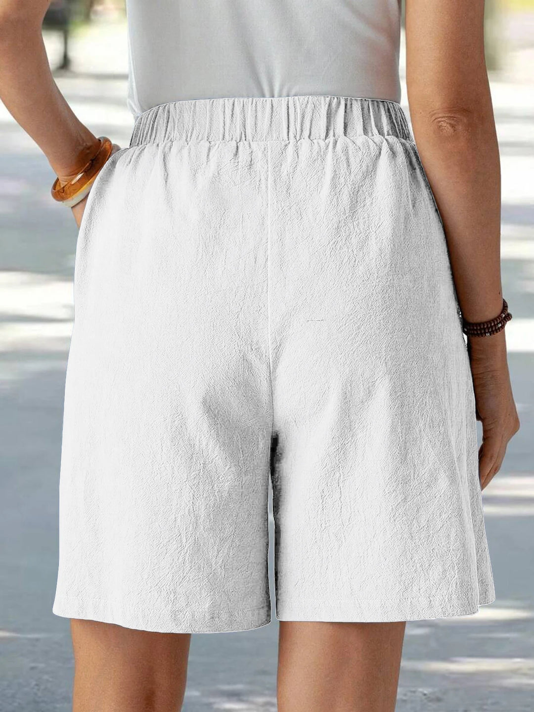 Marlowe | Buttoned Lino Shorts