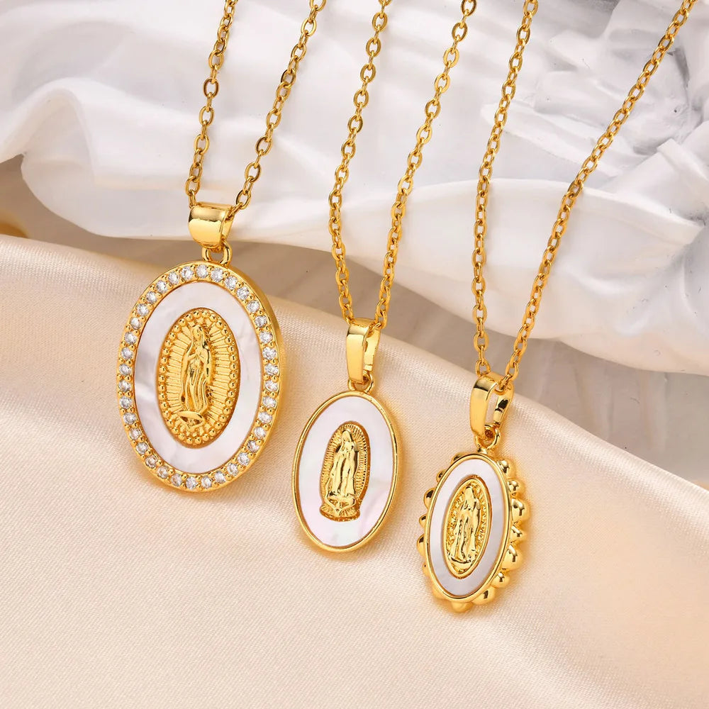 Collana con Ciondolo Ovale di la Vierge in Oro