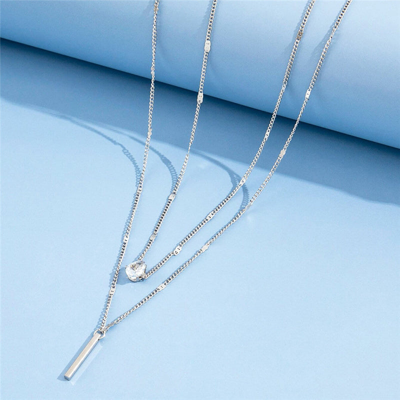 Vintage Collana Completo with Oro Pendant