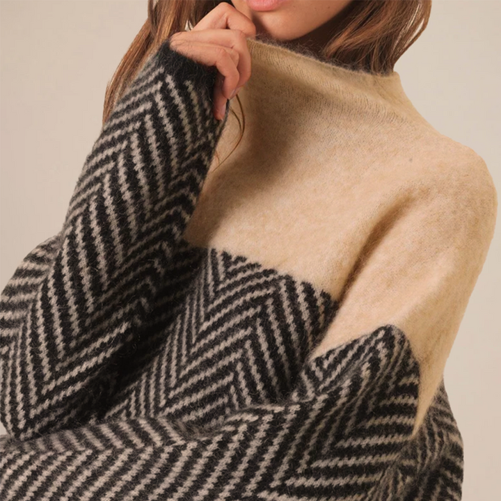 Gia | Lusso Cashmere Turtleneck Jumper