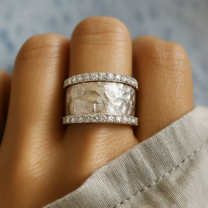 Vintage Argento Anello with Zirconia