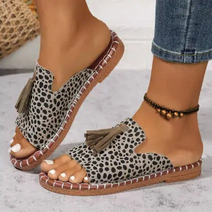 Nathalie | Boho Pompon Sandali