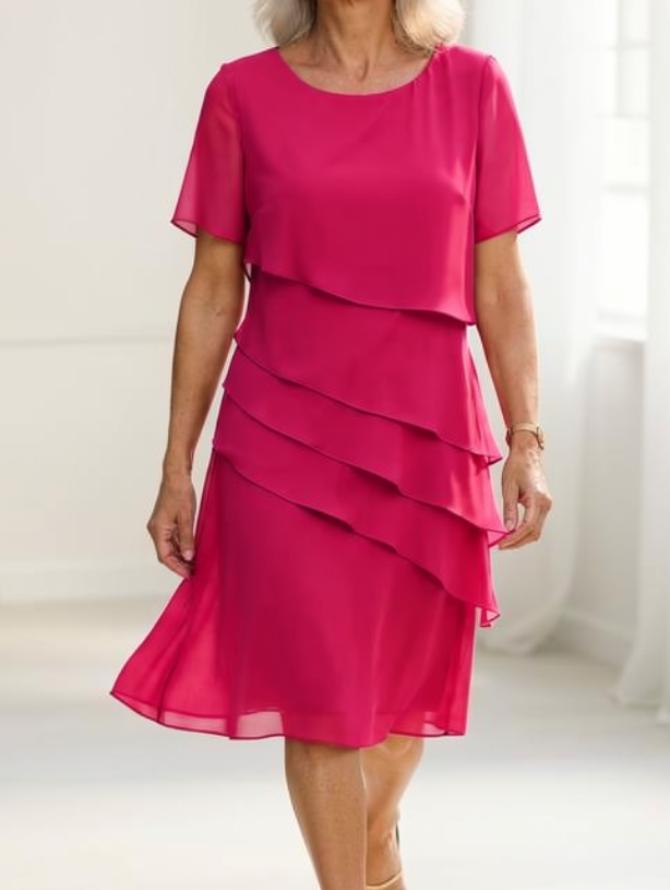 Daphne | Layered Round-Neck Manica Corta Midi Cocktail Abito