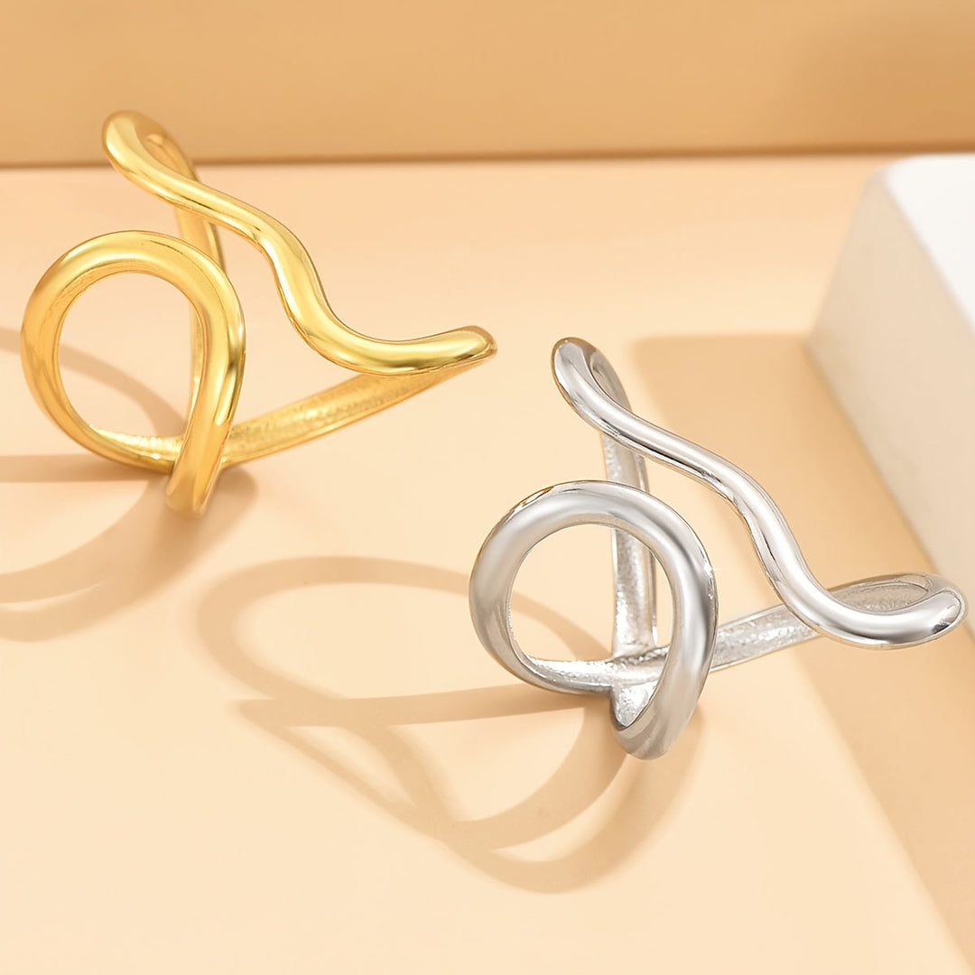 Chic Anello with Asymmetric Wave