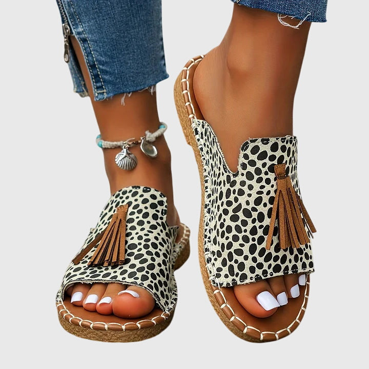 Nathalie | Boho Pompon Sandali