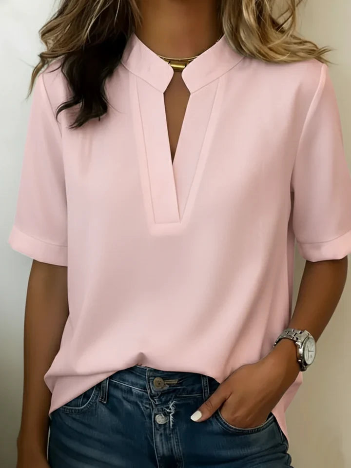 Kendra | Clean Split Neck Camicetta