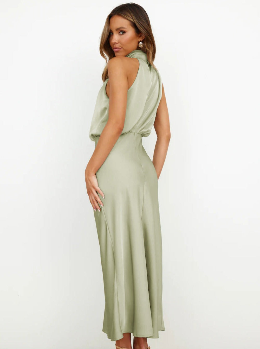 Briony | Abito Maxi in Raso con Collo Halter Drappeggiato