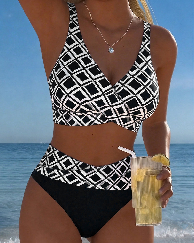 Naia | Diamond-Pattern Due Pezzi Bikini