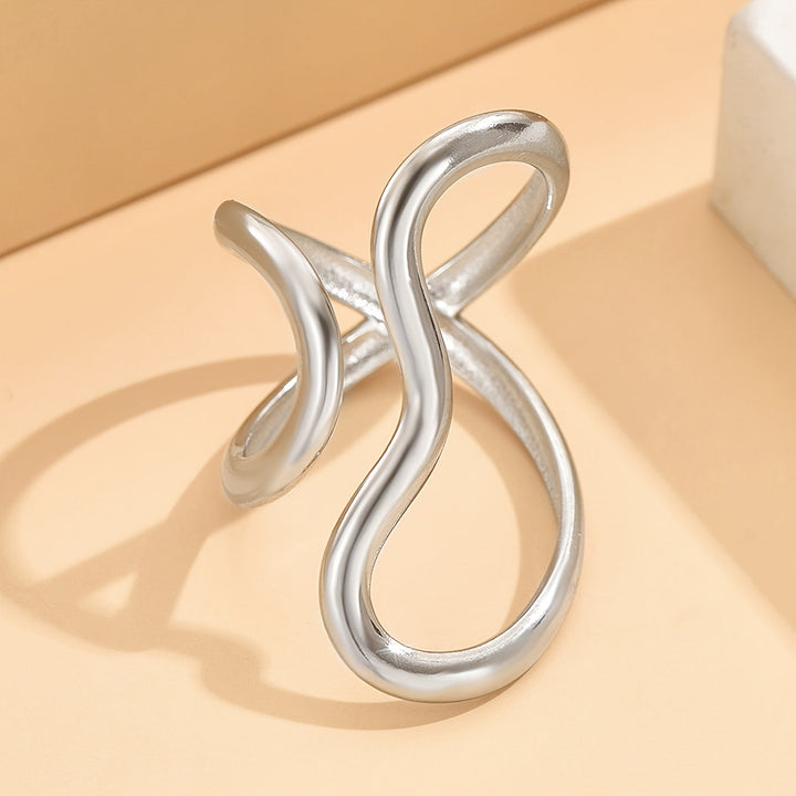 Chic Anello with Asymmetric Wave