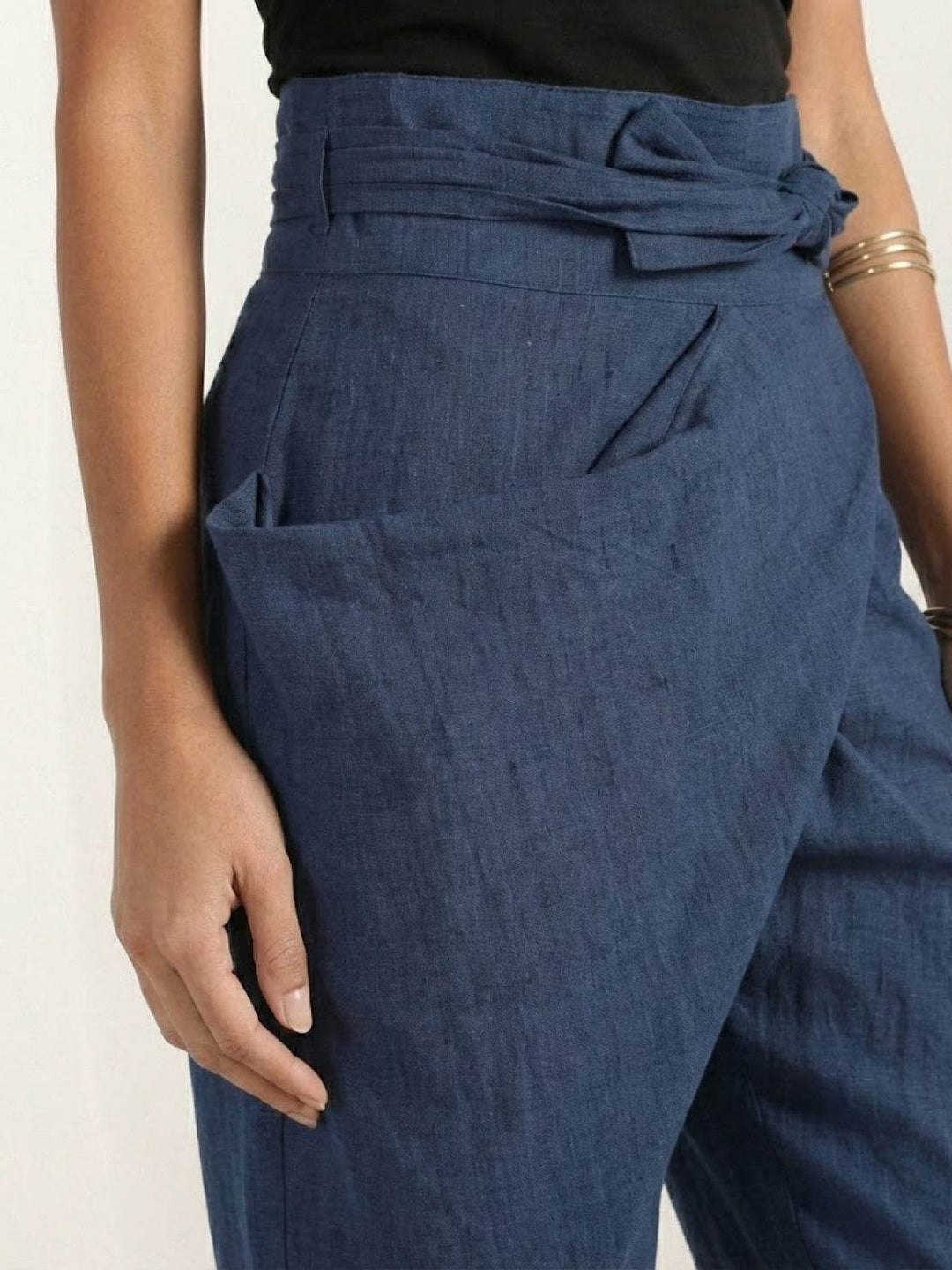 Vida | Sculpted High Waist Wrap Front Tapered Pantaloni