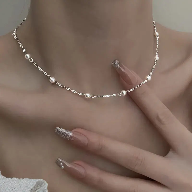 Collana elegante con perle lumineuses