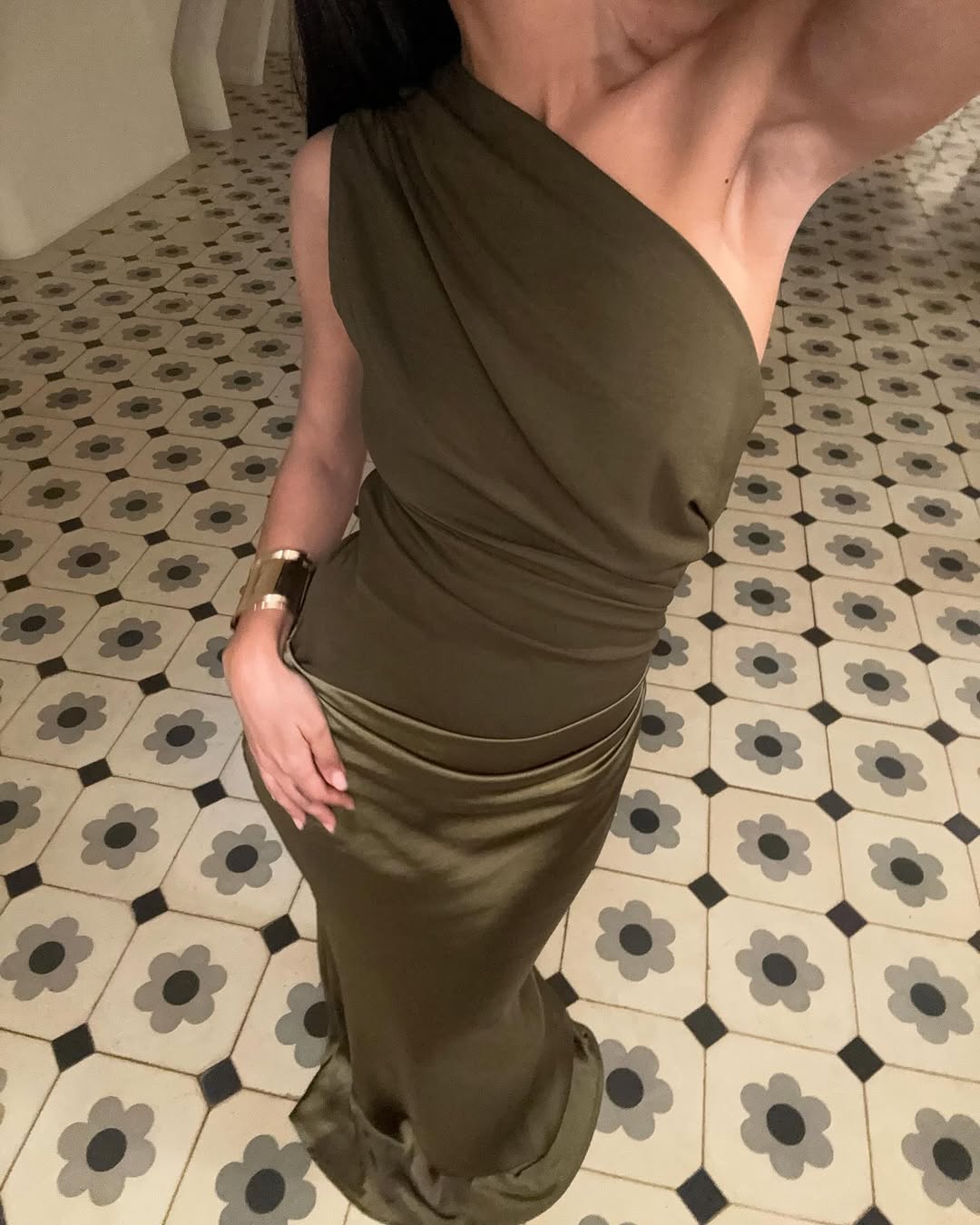 Kaelyn | Abito Maxi in Raso Monospalla Arricciato
