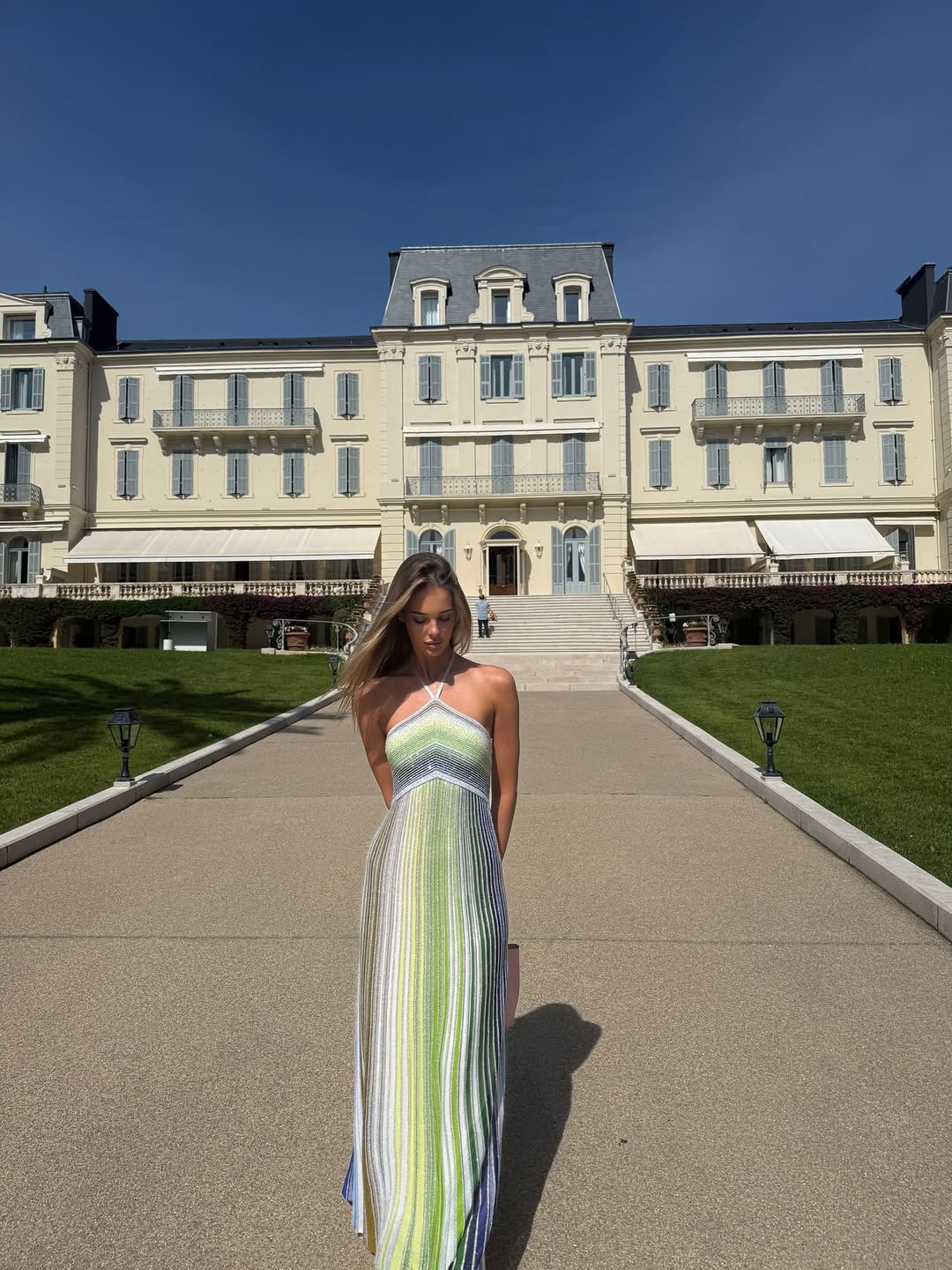Kendall | Abito Maxi in Maglia Metallizzata con Collo Halter