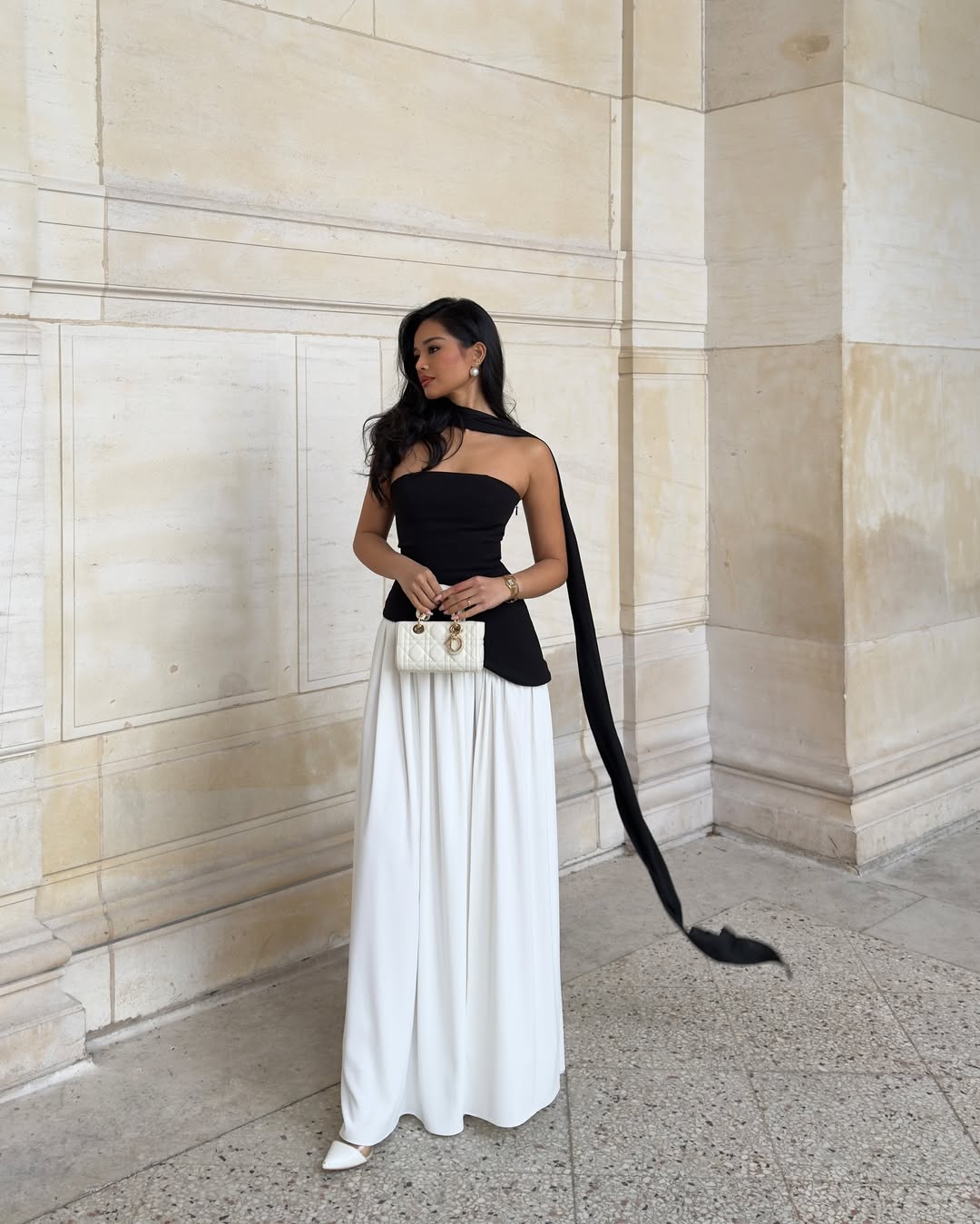 Lucinda | Abito Maxi Fluido Senza Spalline con Spacco Alto