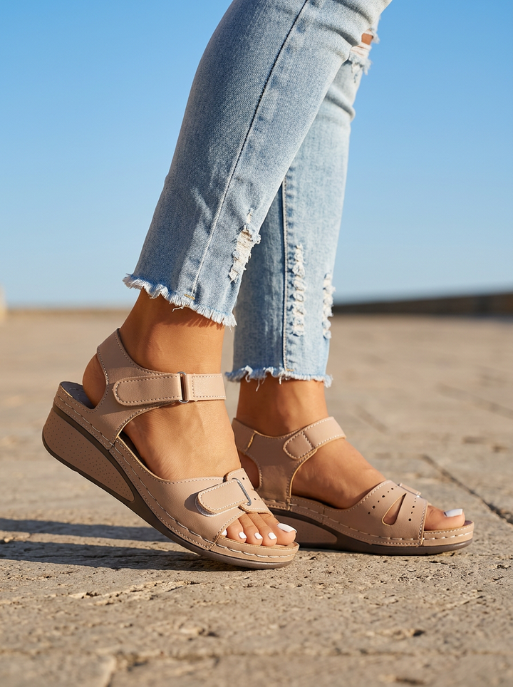 Marlo | Supportive Bianco Orthopedic Comfort Sandali