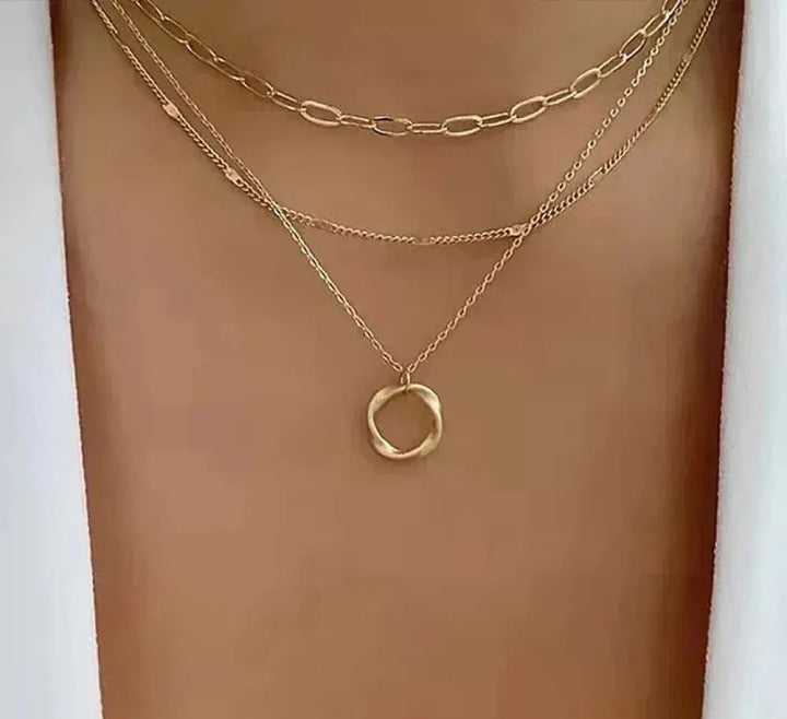 Collana classico in or a strati con ciondolo