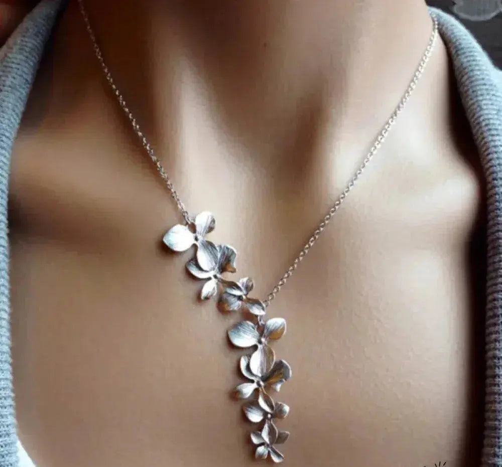 Collana in Argento Intemporel con Ciondolo Floral