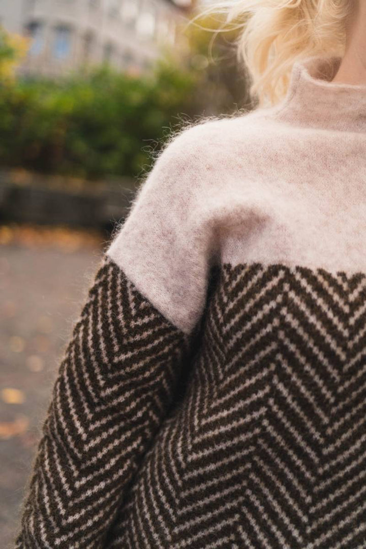 Gia | Lusso Cashmere Turtleneck Jumper