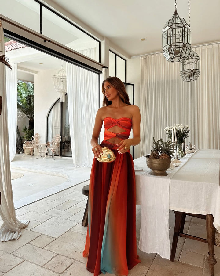 Wren | Abito Maxi Ombré Senza Spalline con Cut-Out